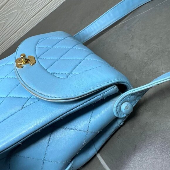CHANEL 24K Vintage Flap Bag Lambskin Leather Quilted Chain Purse Blue - Picture 14 of 15